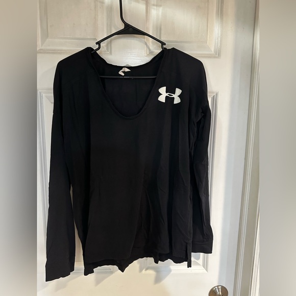 Under Armour V-Neck Shirt - Picture 1 of 3